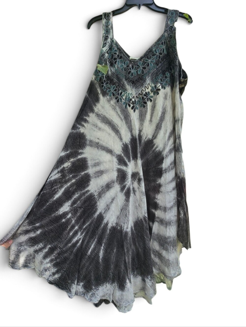 Boho Tie-Dye Midi Dress with Embroidered Yoke - Black & Gray